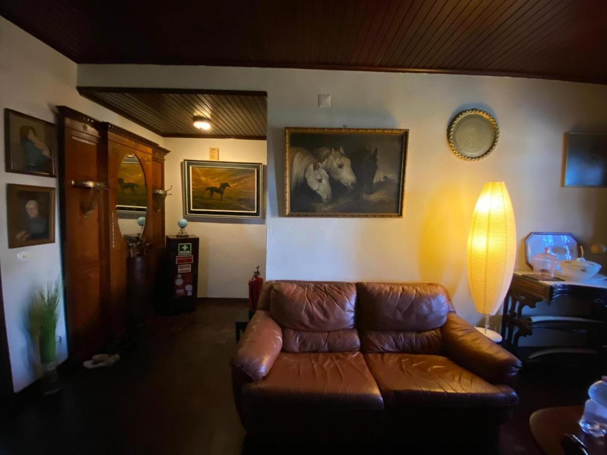 Suites Pinto Coelho Caniço Eksteriør billede